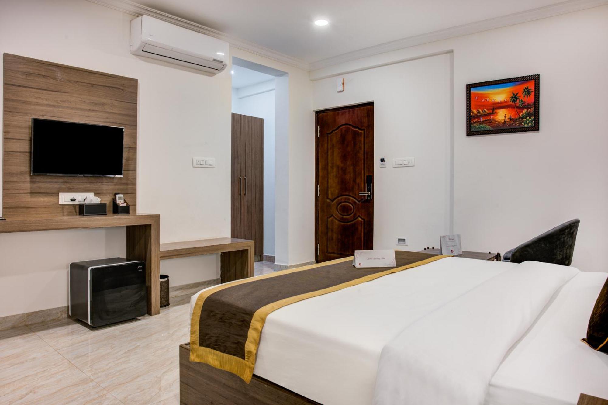 Hotel Sterling Inn Bangalore International Airport Yelahanka 외부 사진