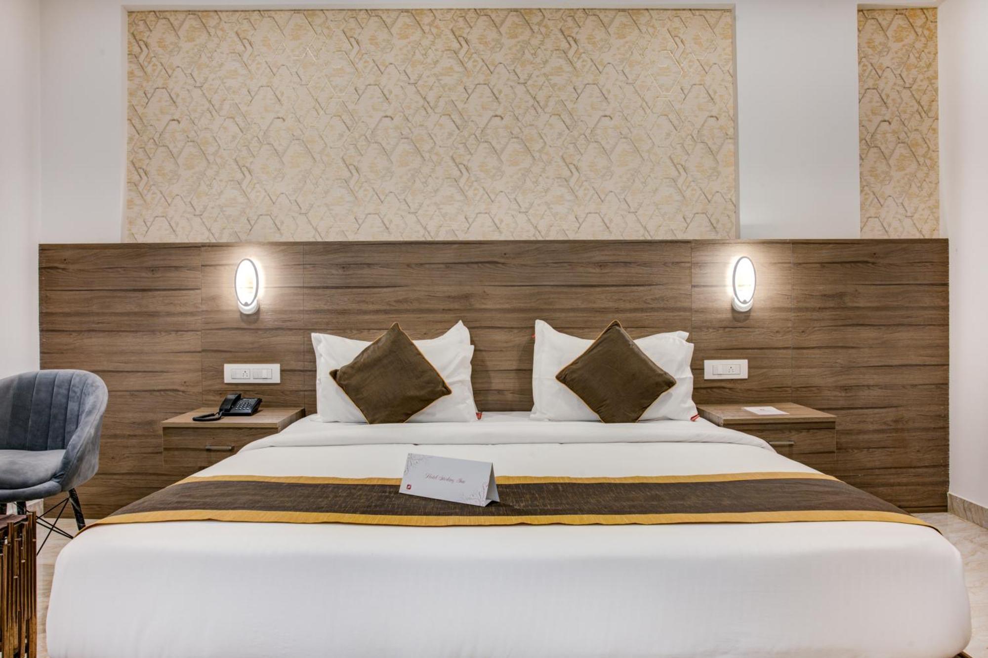 Hotel Sterling Inn Bangalore International Airport Yelahanka 외부 사진