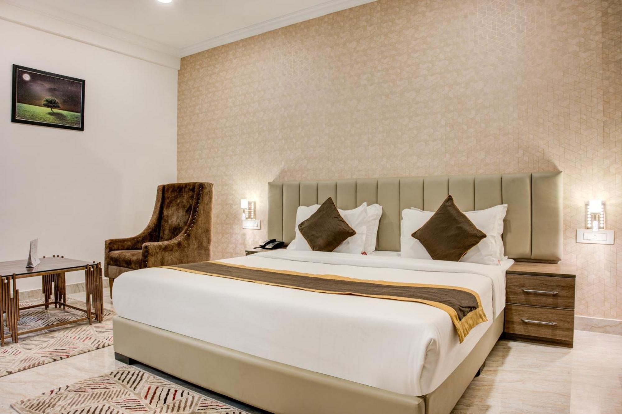 Hotel Sterling Inn Bangalore International Airport Yelahanka 외부 사진
