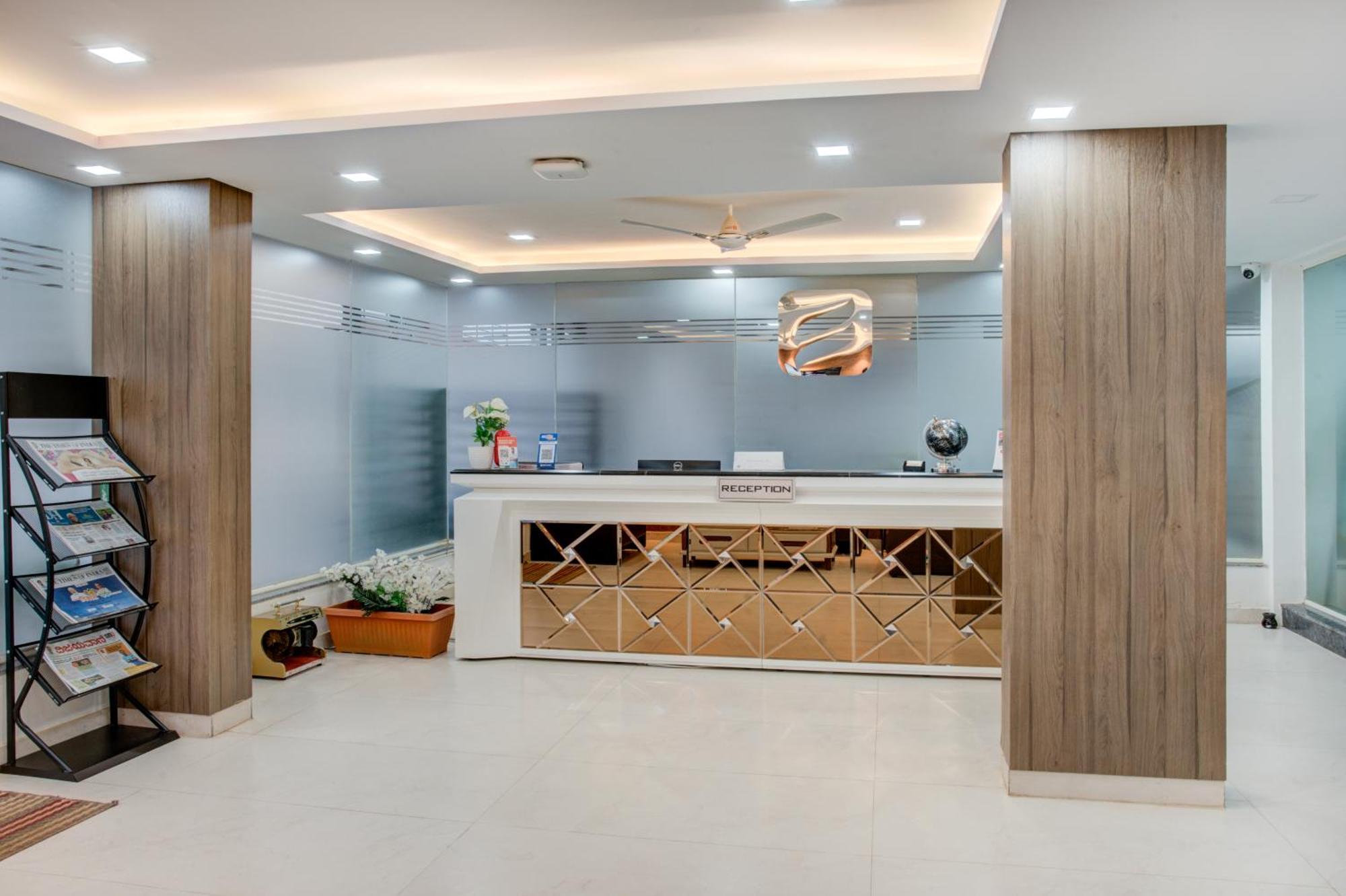 Hotel Sterling Inn Bangalore International Airport Yelahanka 외부 사진